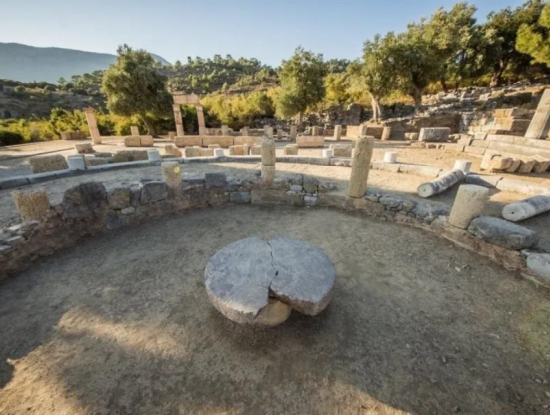 Köyceğiz Ege Villa Holiday. Kaunos Ancient City Activity